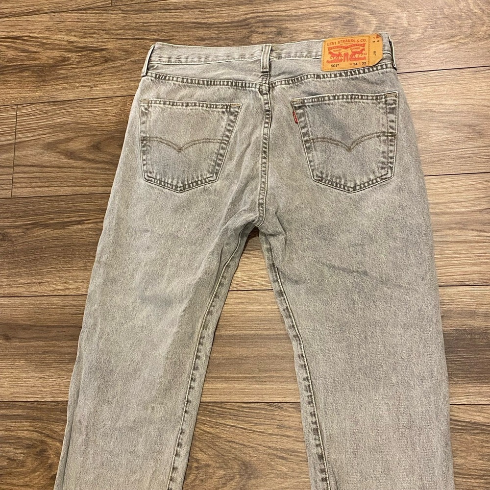 Levi 501 Original Fit Gray Wash Men's 32 Straight Leg Denim Button Fly Distress* - Picture 3 of 16